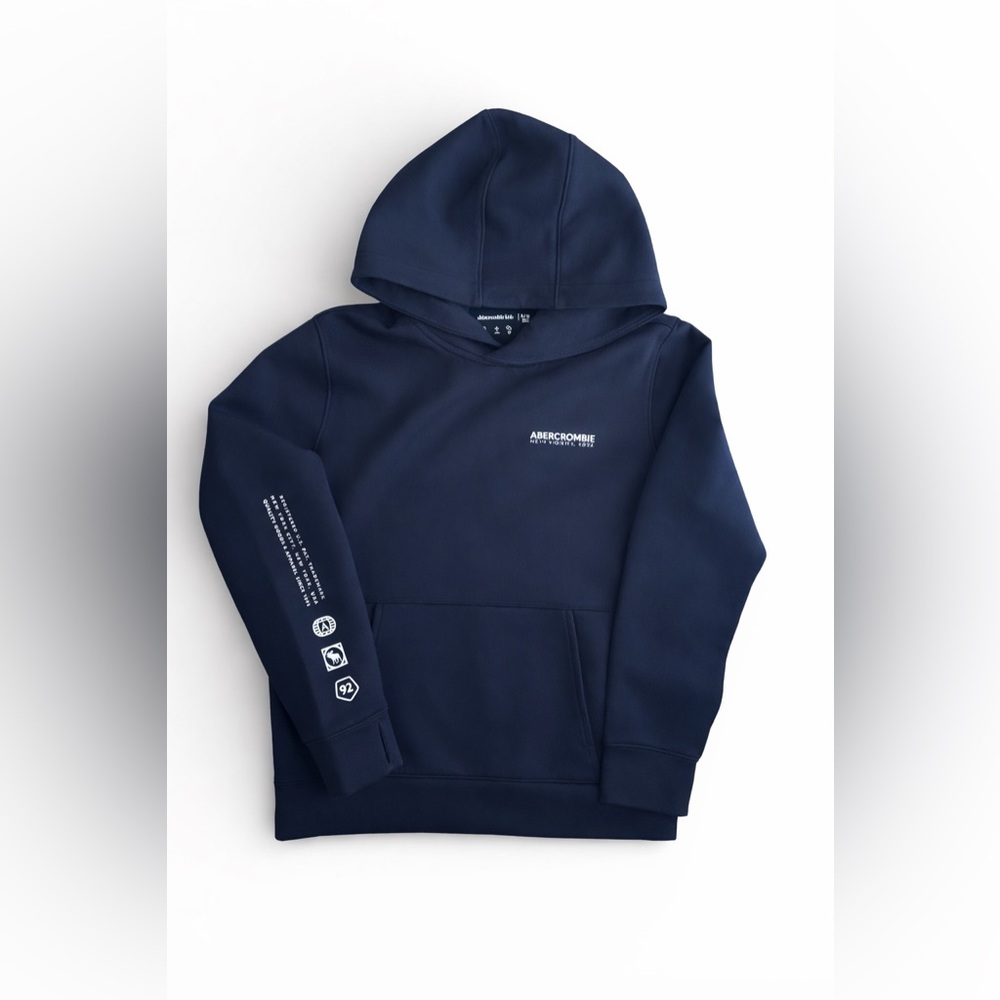 NWOT Abercrombie Kids Boy’s Hoodie - size 9/10